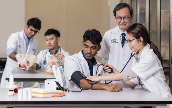 奖学金指南：马来西亚世纪大学资助解析